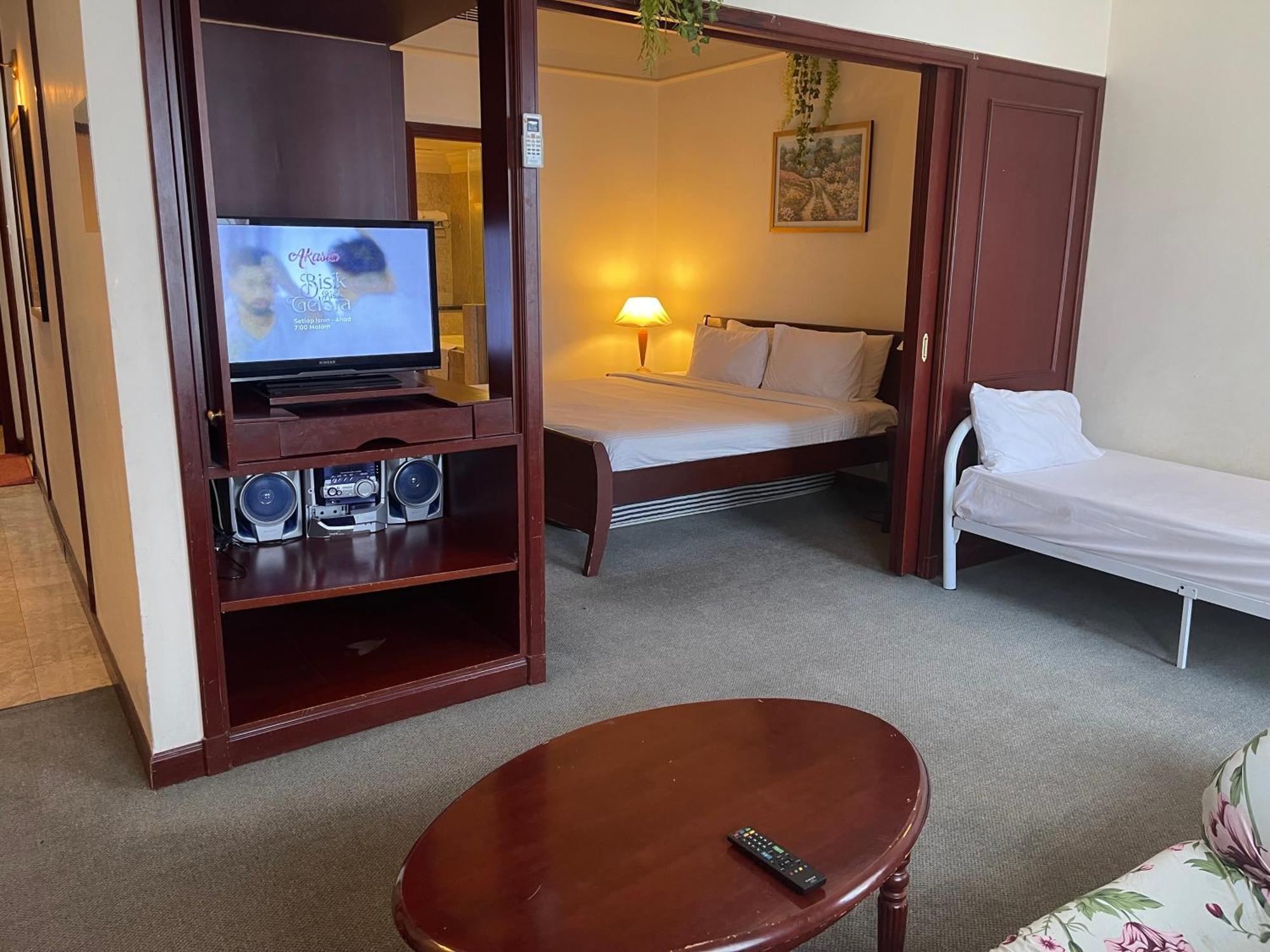 Malaysia Suites At Times Square Kl Pangsapuri *