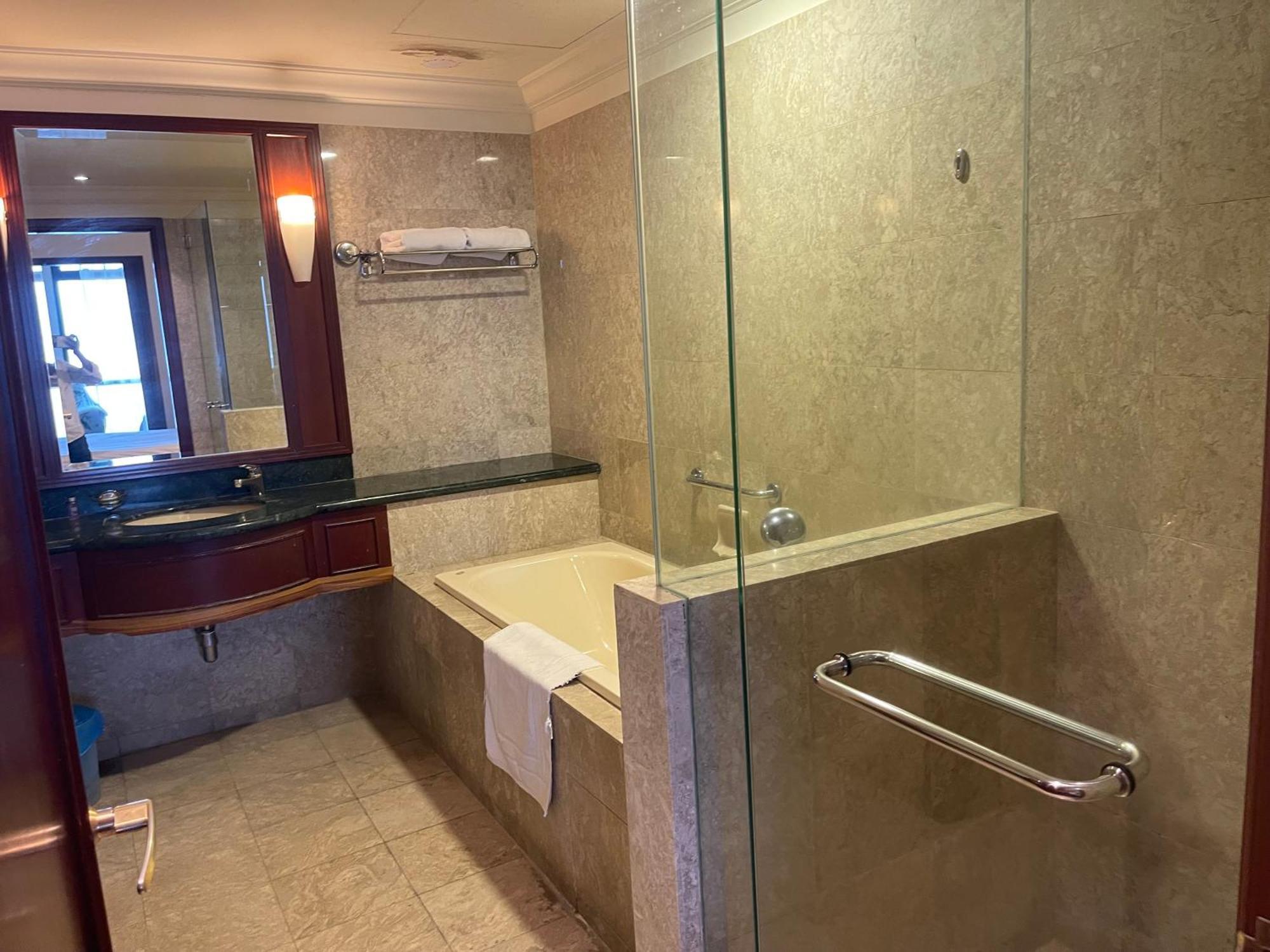Malaysia Suites At Times Square Kl * Kuala Lumpur